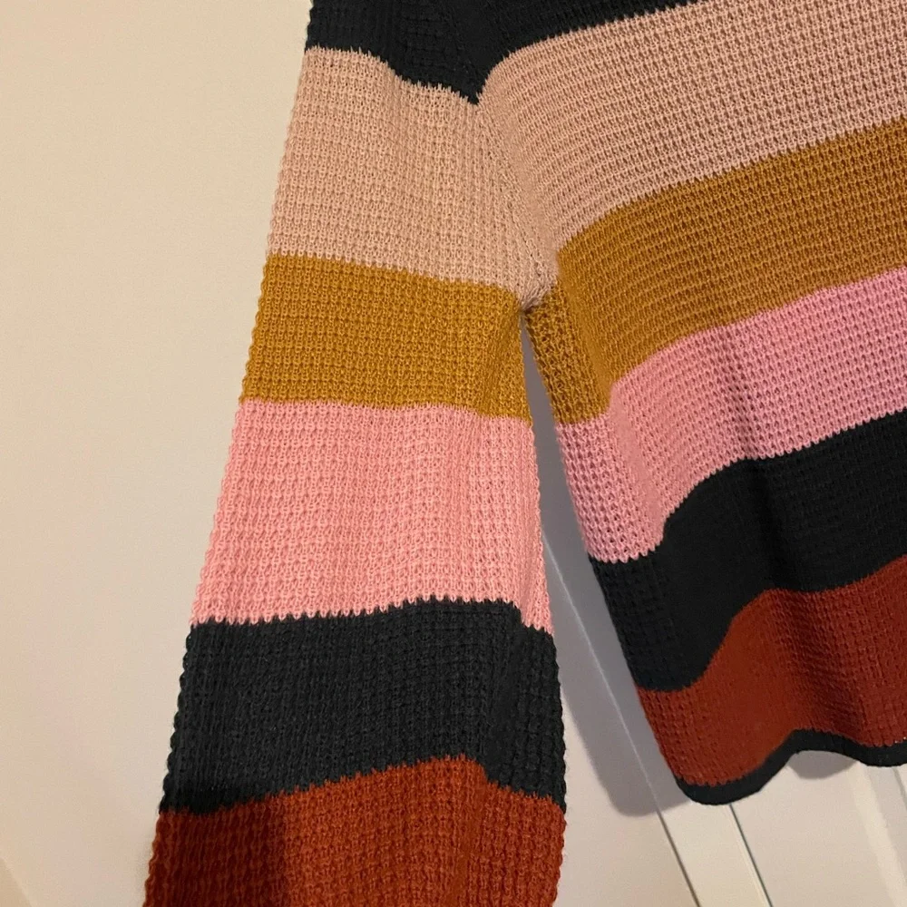 Oversized Multi- Color Sweater - Picture 2 of 3